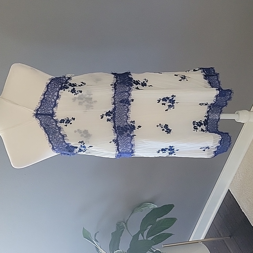 Devlin sleeveless dress